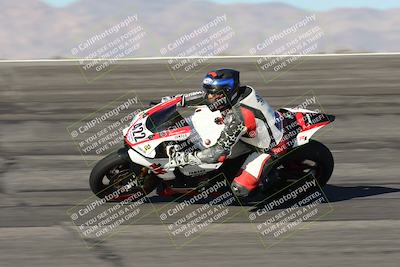 media/Jan-16-2026-CVMA Friday Practice (Fri) [[6f2bf47531]]/3-Racer 2/Session 2 Bowl Entry Pans/